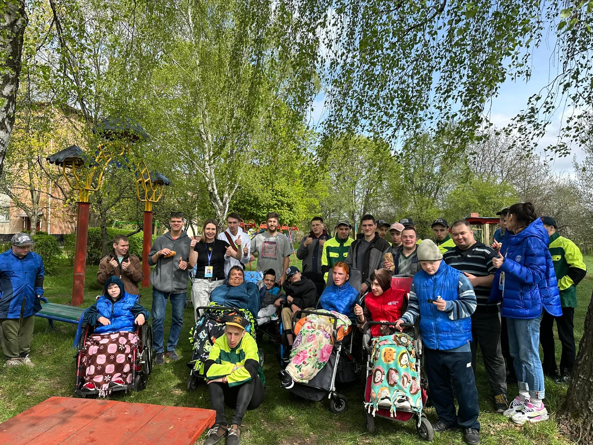 Великодній майстер-клас та барбекю для вихованців Ніжинського дитячого будинку-інтернату 